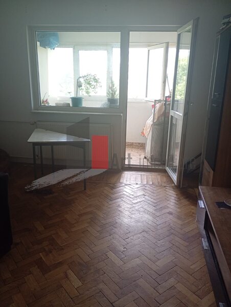 Basarabia, apartament 2 camere, 2 balcoane,